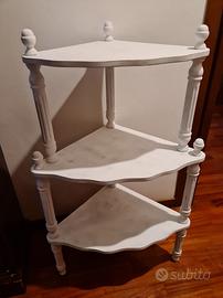 Etagere da angolo