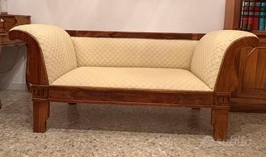 Divano in legno massiccio - come nuovo
