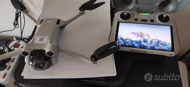 DJI MIN 3 PRO FLY MORE COMBO RC