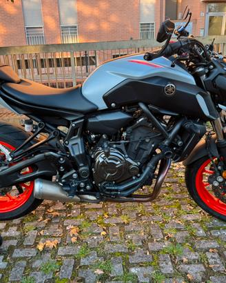 YAMAHA MT-07 DEPOTENZIATA A2 (35KW)