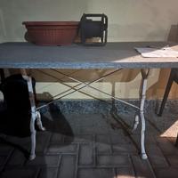 Tavolo antico in marmo e ghisa
