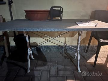 Tavolo antico in marmo e ghisa