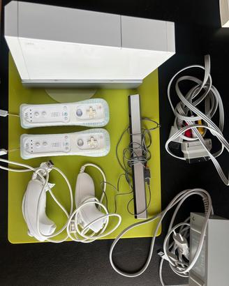 Nintendo Wii funzionante + cd wii sport interno