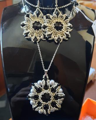 collana +orecchini 