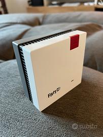 Ripetitore WiFi FRITZ 1200 AX