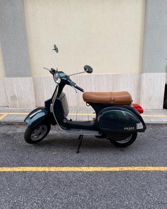 Vespa Px 200