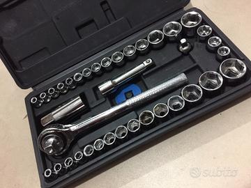 Set chiave a cricchetto con bussole