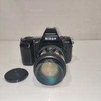 Nikon AF N8008s + obiettivo Nikon AF Nikkor 35-105