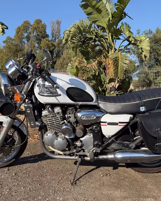 MOTO STORICA  TRIUMPH 900