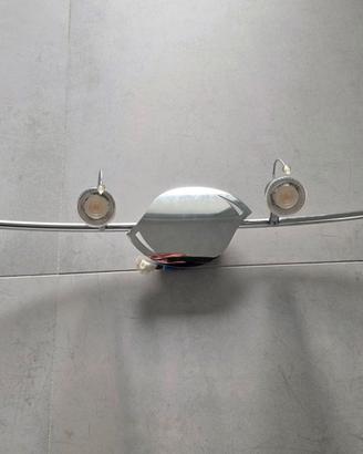 LAMPADARIO CON 4 FARETTI LED