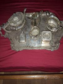 Antico servizio da te in Sheffield