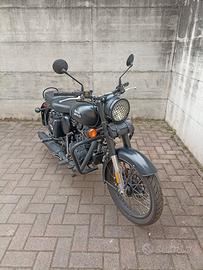 Royal Enfield Classic 500 EFI Stealth Black (2020)