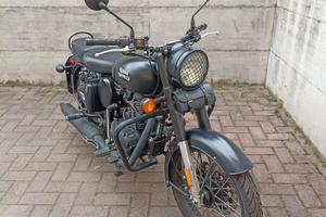 Royal Enfield Classic 500 EFI Stealth Black (2020)