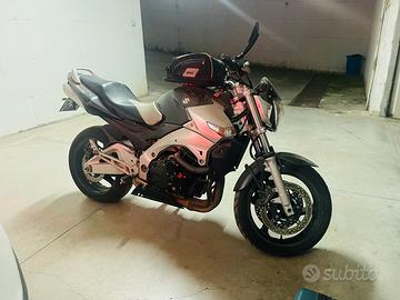 Suzuki GSR 600