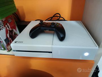 Xbox one 512 GB.. bianca + controller