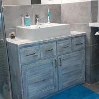 bagno in legno vecchio 2 ante 3 cassetti laccato