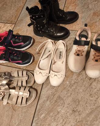 Scarpe bimba numero 33 e 34