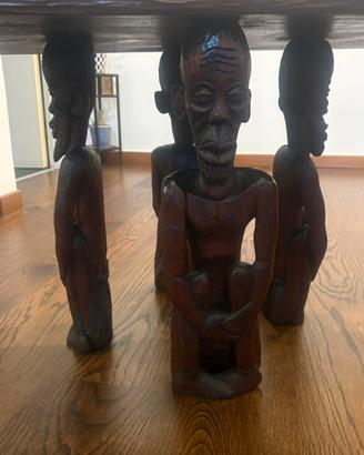 Tavolino e sedia africana