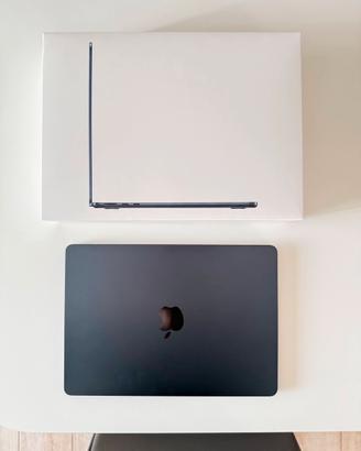 MacBook Air M2 13,6’’ Midnight Blue - 8GB RAM