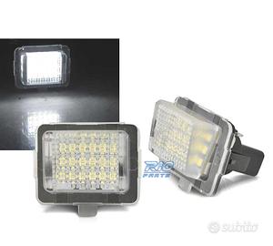 LUCI TARGA A LED MERCEDES W204 W205 W212 W221 W222