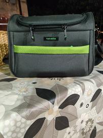 borsa viaggio . beauty case. borsa sportiva 