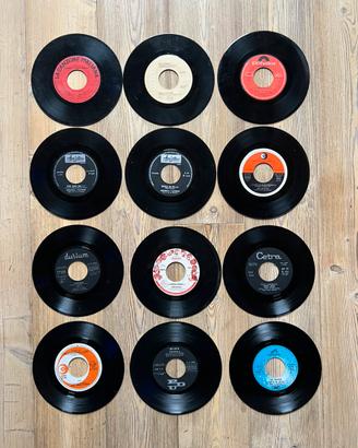 Stock di vinili vintage 45 giri