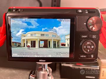 NIKON 1 J2 + OBIETTIVO 10-30