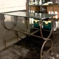Tavolo in ferro battuto