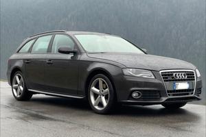 Audi A4 avant tsfi quattro