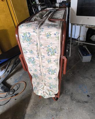 letto ad una piazza pieghevole
