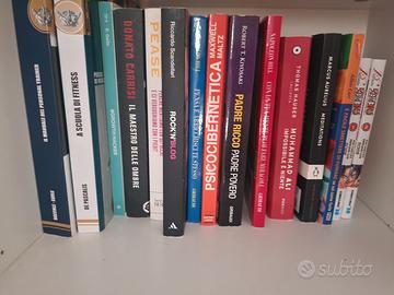 Lotto Libri (Crescita, Fitness, Marketing, Manga)

