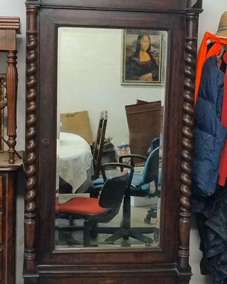 armadietto in noce