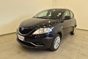 Lancia Ypsilon 5 porte 1.2 Silver 69cv - NEOPATENT