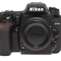 Nikon D7500
