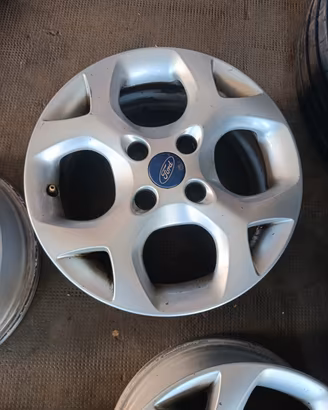 cerchi Ford Fiesta 15 pollici