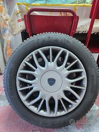 Gomme Termiche e cerchi 175 65 15 Dot 44 2022