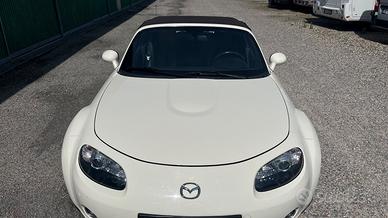 Mazda MX-5 Roadster Coupé 1.8L 16V Niseko