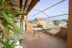 2 LOCALI A SANTA MARINELLA