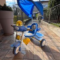 Triciclo bambino usato con maniglione e cappottina