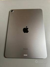 iPad Air 5a Generazione WiFi 256Gb con accessori