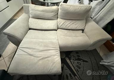Divano 3 posti 2 movimenti relax elettrici