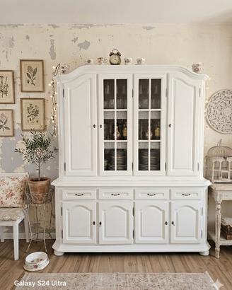 credenza in legno massello restaurato