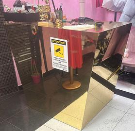 Bancone arredo negozio