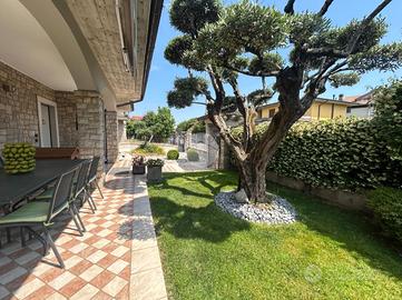 VILLA SINGOLA A ROVATO