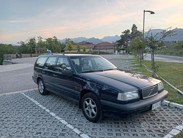 Volvo station wagon auto