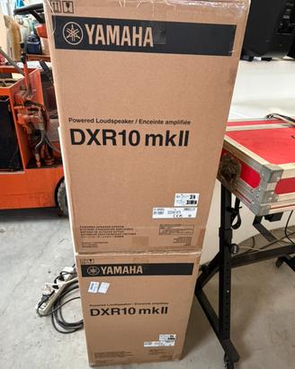 Coppia casse Yamaha DXR10 MKII e scatole originali
