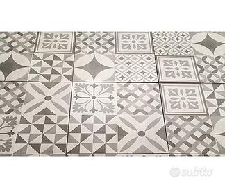 Piastrella in gres 42.5x42.5 BLOCCO MQ 24.48