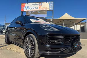 PORSCHE CAYENNE TURBO 4.0 V8 550 CV STRAFULL IVA