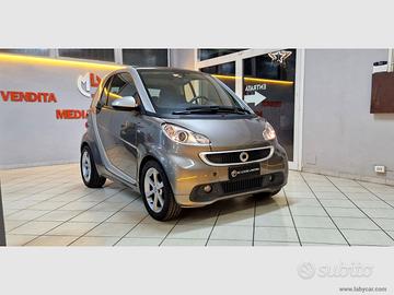 SMART fortwo 800 33 kW coupé passion cdi