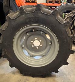 COPPIA PNEUMATICI BKT NUOVI